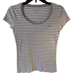 Pre Owned Women’s Tommy Hilfiger Stripped Crew Neck Shirt Sz Sm P